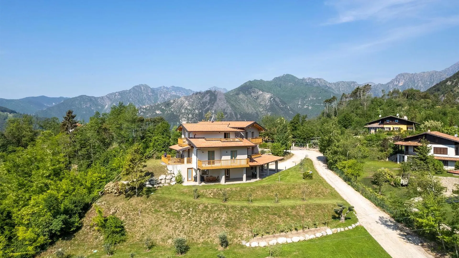 Hotel Pineta Campi トレモージネ イタリア
