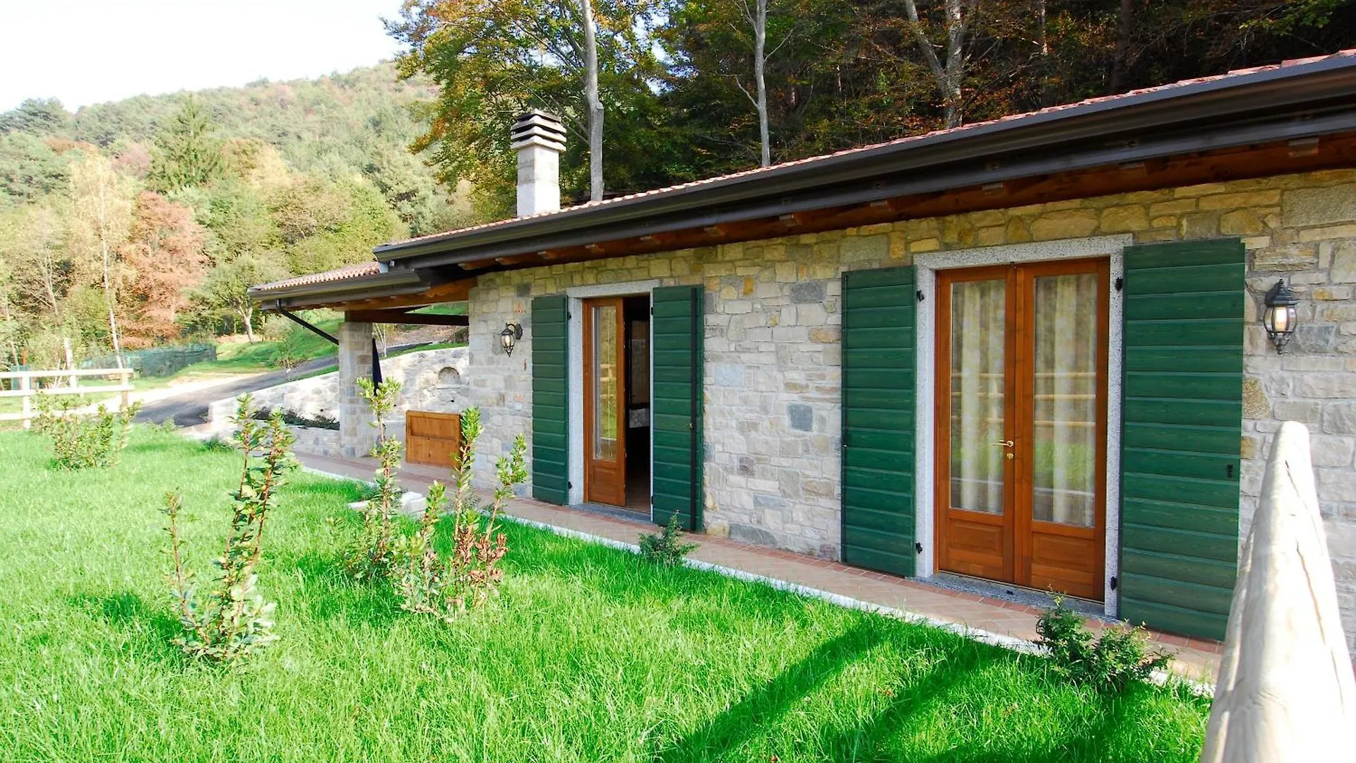 Hotel Pineta Campi トレモージネ