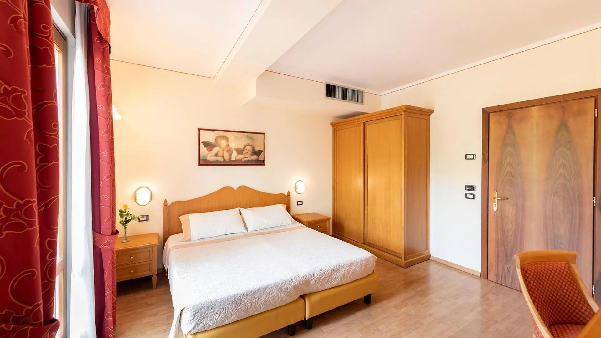 ****  Hotel Pineta Campi トレモージネ イタリア