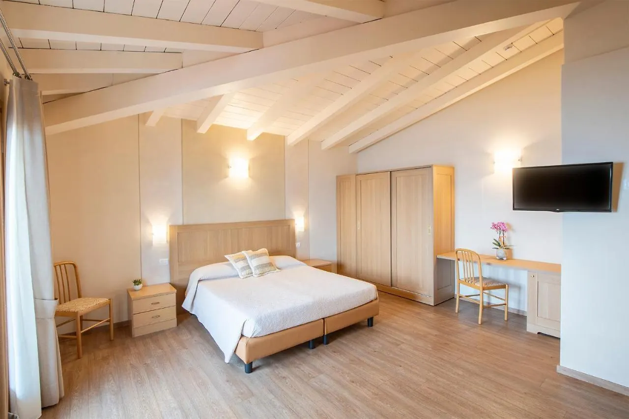 Hotel Pineta Campi Tremosine Italy