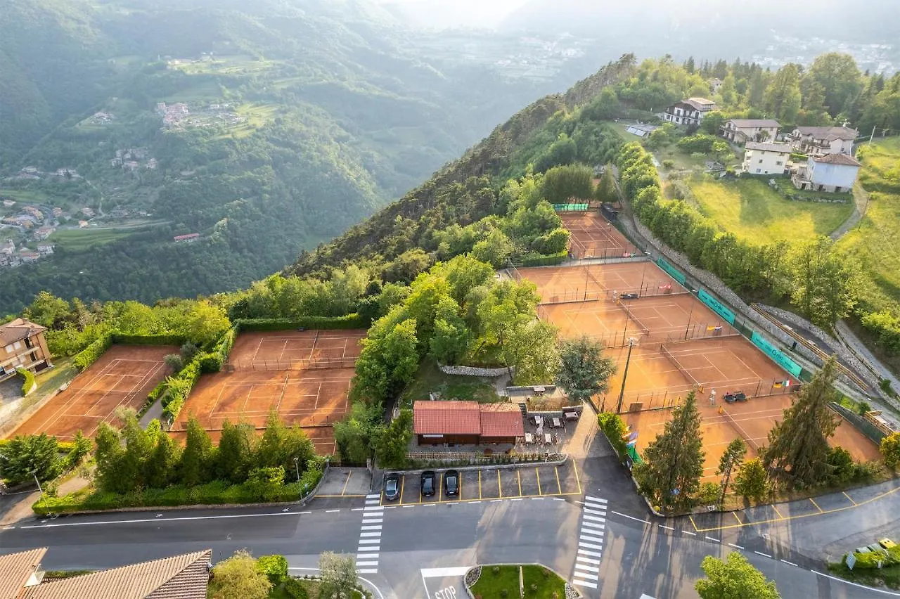 Hotel Pineta Campi Tremosine 4*,  Италия